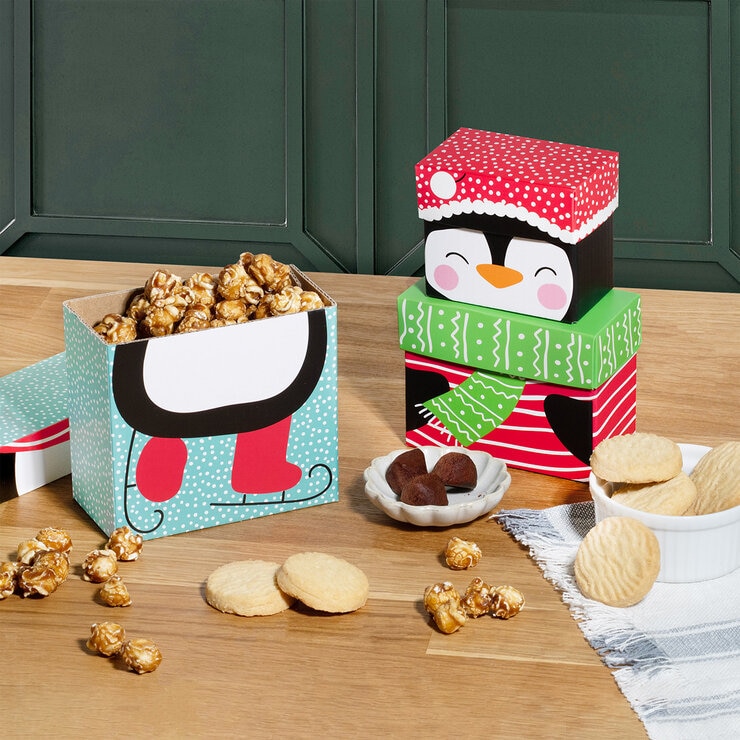 3 Pack Mini Cajas de Regalo con Variedad de Palomitas Galletas y Trufas 620.4 g — Imagen 4 de 4