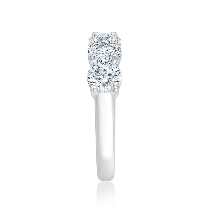 Anillo, Diamantes 2.50ctw, Platino — Imagen 2 de 4