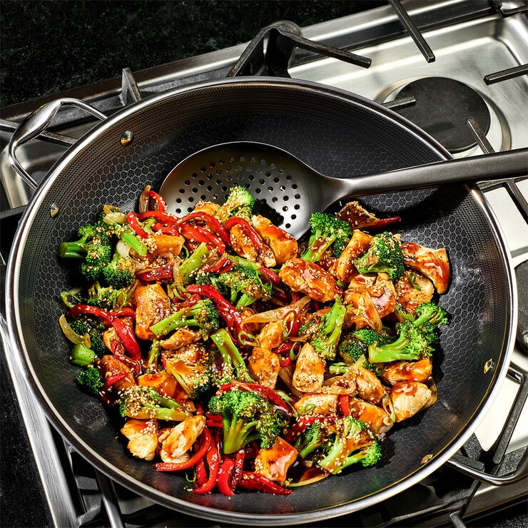 Hexclad, Wok Hibrido de 14" con Tapa (35 cm) — Imagen 2 de 3
