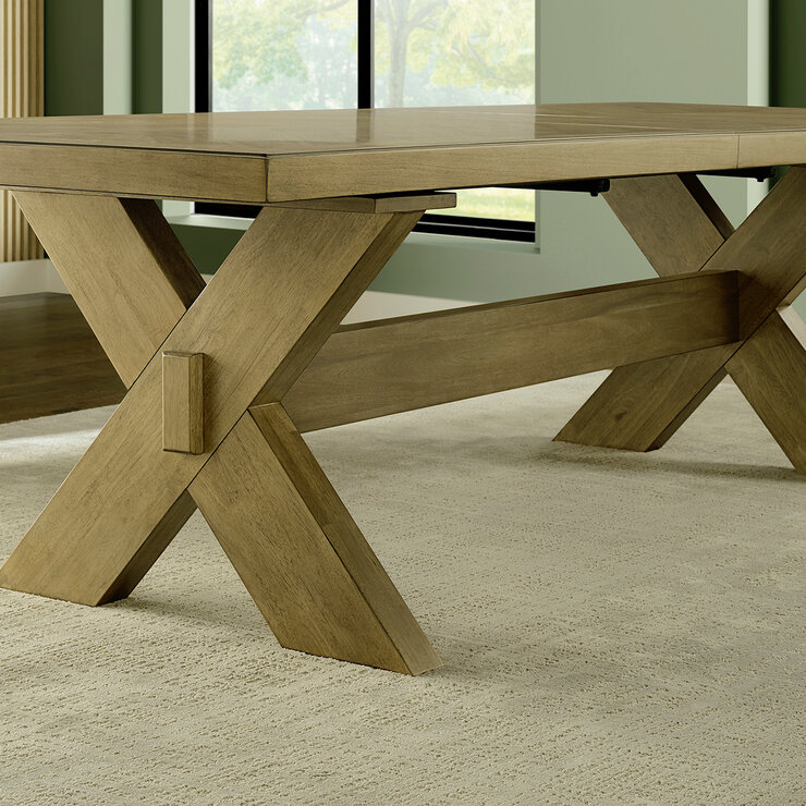Universal Broadmoore Furniture, Juego de Comedor de 9 piezas — Imagen 2 de 4