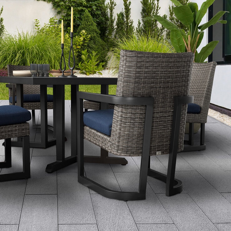 Agio, Luna Comedor para Exterior de 9 Piezas — Imagen 3 de 4