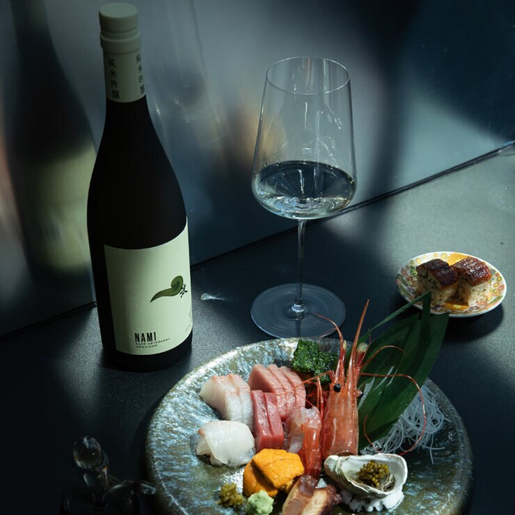 Sake Nami Ginjo 750 ml — Imagen 2 de 4