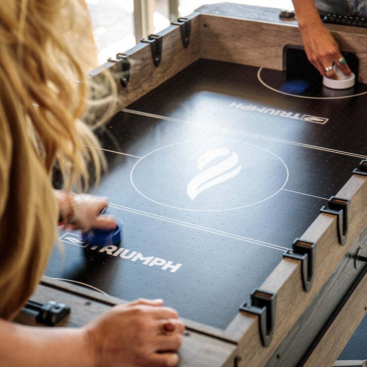 Triumph Mesa Multijuegos Giratoria 4 en 1 — Imagen 4 de 4