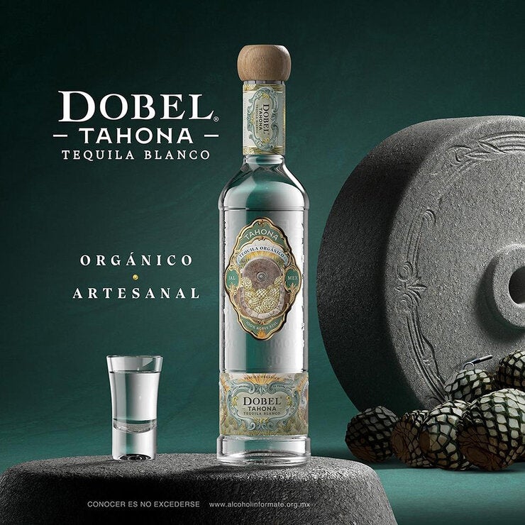 Maestro Dobel Tahona Tequila Blanco 700 ml — Imagen 4 de 4