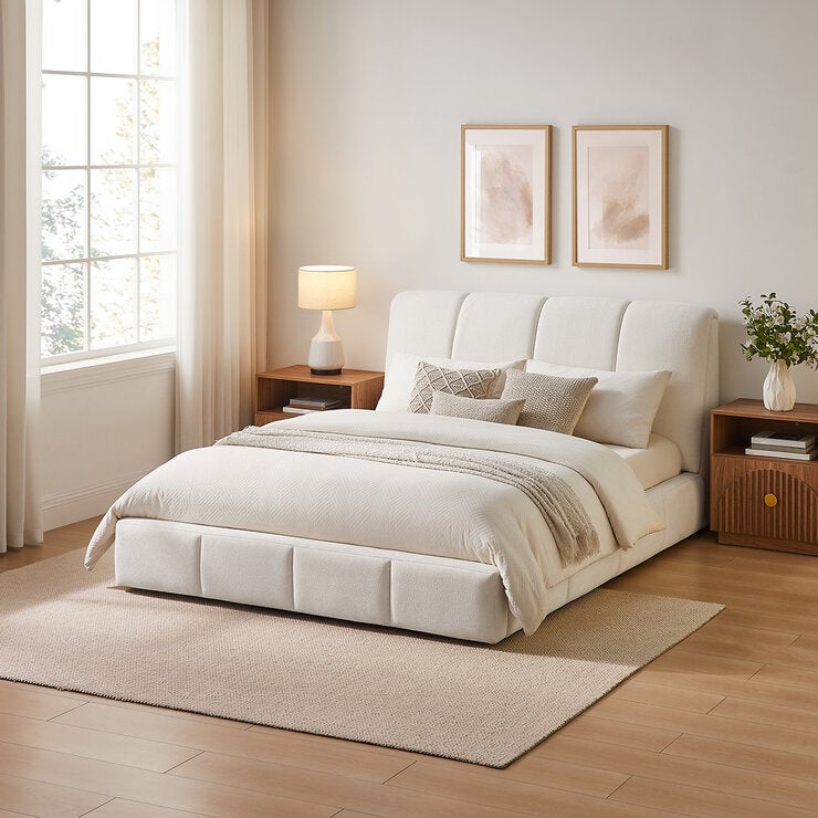 Aiden & Ivy, Cama Queen Tapizada
