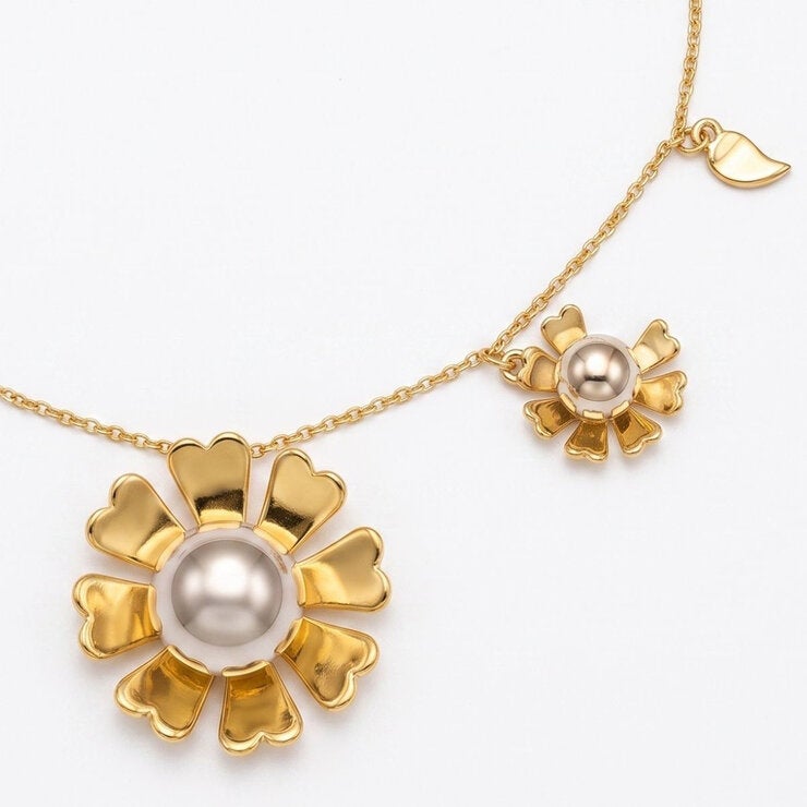 Mayfer, Collar Dorado con Diseño de Flores. — Imagen 1 de 4