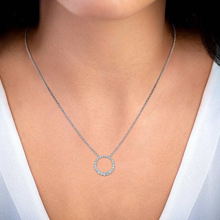 Dije Circular de Diamantes, 0.50ctw, Oro Blanco 14k — Imagen 4 de 4