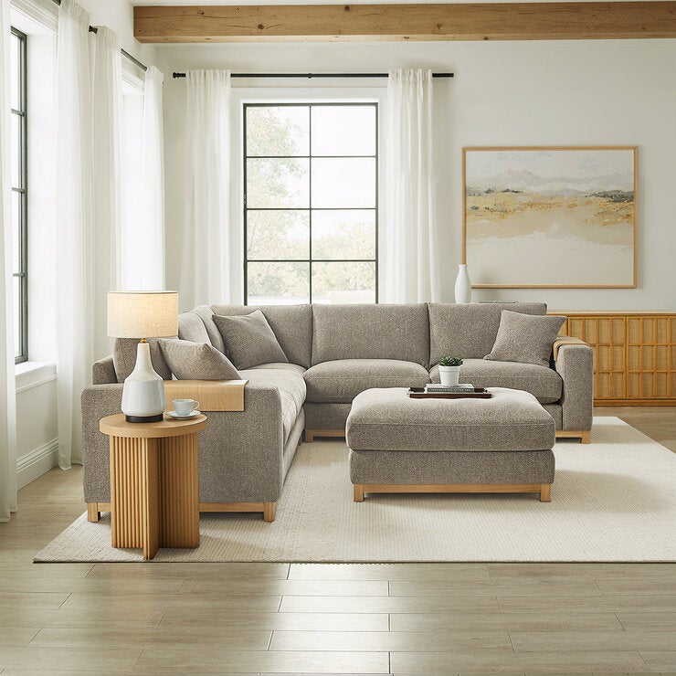 Aiden & Ivy, Hawthorne, Sofá Modular de Tela con Otomano — Imagen 1 de 4