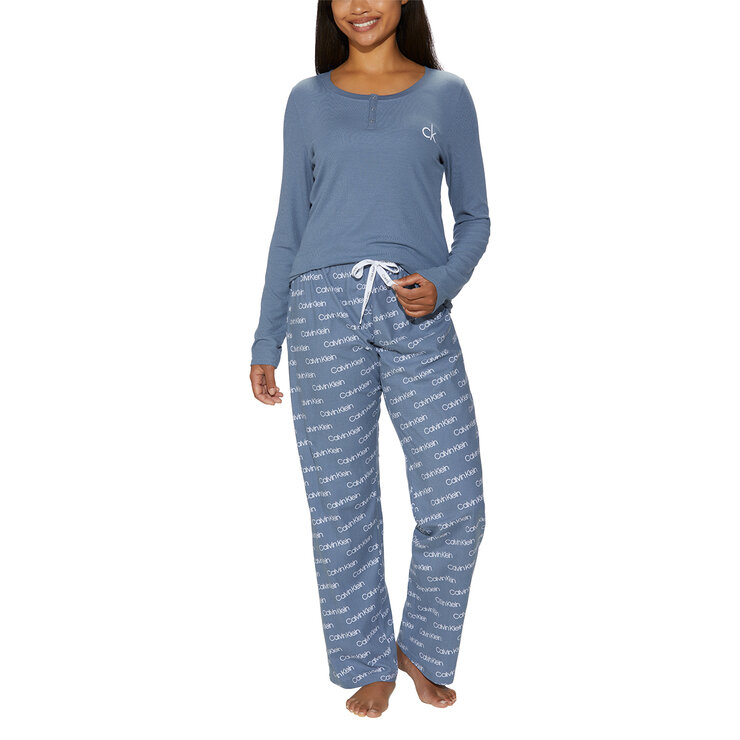 Calvin Klein  Pijama para Dama 2 Piezas Varias Tallas y Colores — Imagen 2 de 3