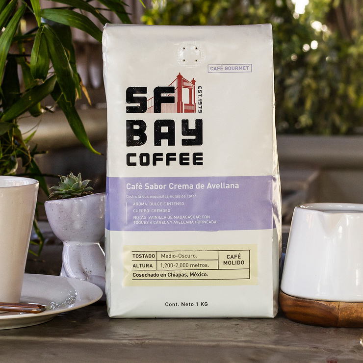 San Francisco Bay Coffee Gourmet Café Molido Sabor Crema de Avellana  1 kg — Imagen 3 de 3