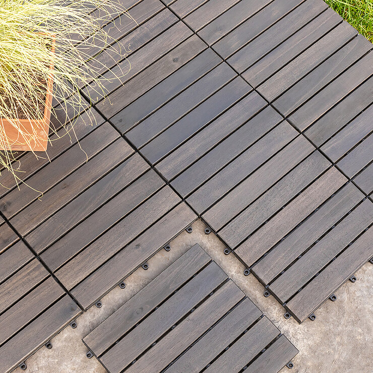 Hanie Design, Piso de Madera Vertical para Exterior, Color Gris Oscuro — Imagen 1 de 4