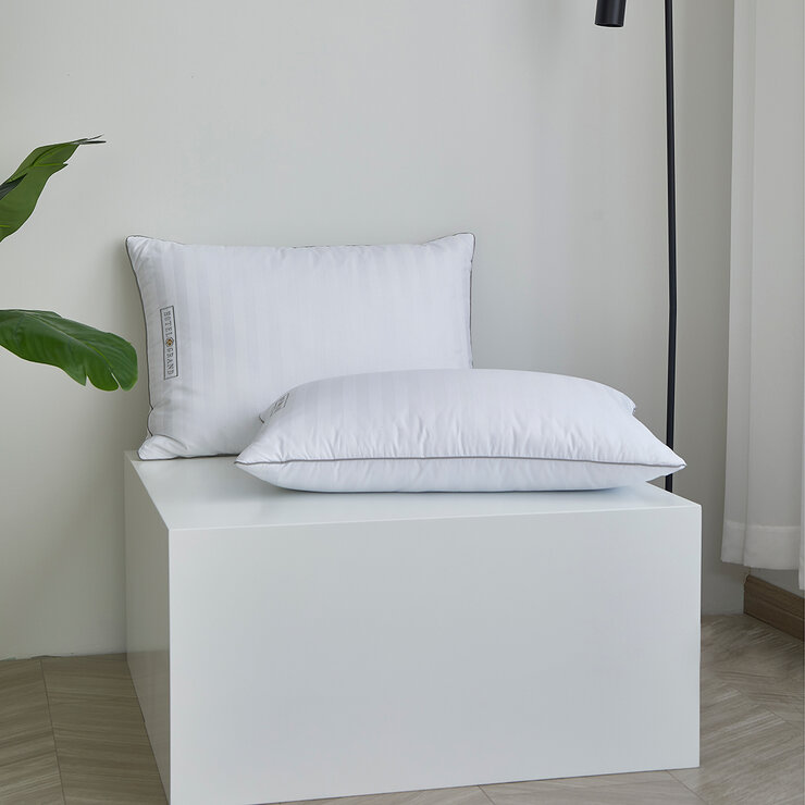 Hotel Grand, Almohada Tamaño Queen Rellena de Plumas, 2 piezas — Imagen 2 de 3