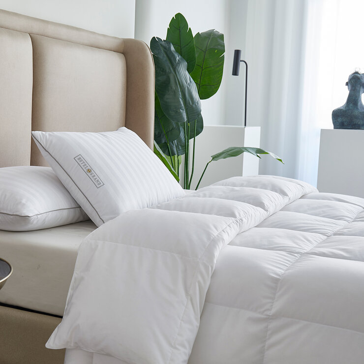 Hotel Grand, Almohada Tamaño Queen Rellena de Plumas, 2 piezas — Imagen 3 de 3