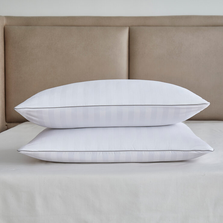 Hotel Grand, Almohada Tamaño Queen Rellena de Plumas, 2 piezas — Imagen 1 de 3