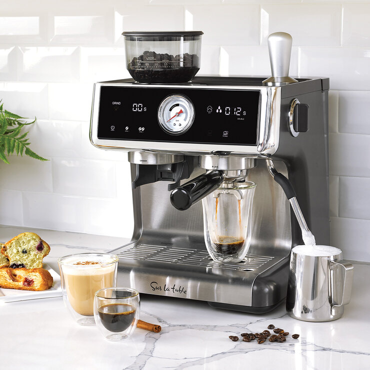 Sur La Table, Cafetera De Espresso con sistema de calentamiento de caldera doble — Imagen 3 de 4