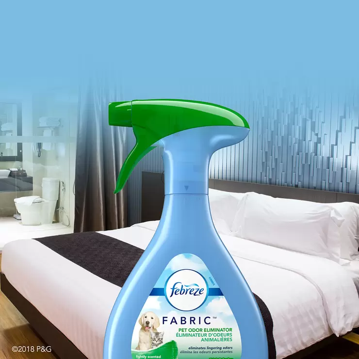 Febreze Aromatizante para Telas y Eliminador de Olores para Mascotas 2 de 800 ml — Imagen 2 de 3