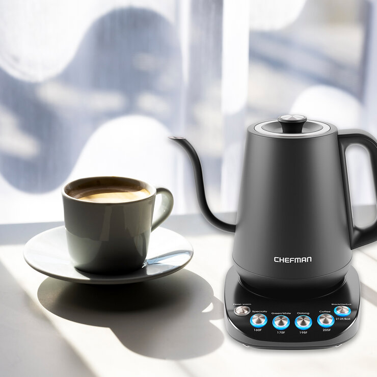 Chefman, Hervidor eléctrico con cuello curvo, Acero inoxidable — Imagen 3 de 4