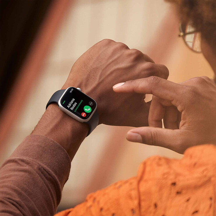 Apple Watch Series 8 (GPS + Cellular) - Caja de aluminio en plata de 41 mm con correa deportiva blanca - Talla única — Imagen 3 de 4