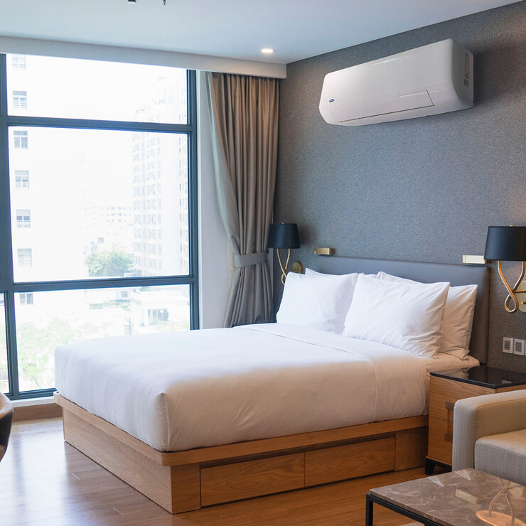 Carrier, Aire Acondicionado Minisplit Inverter 36,000 btus 220V, frío y calor, 17 SEER con WIFI — Imagen 2 de 3