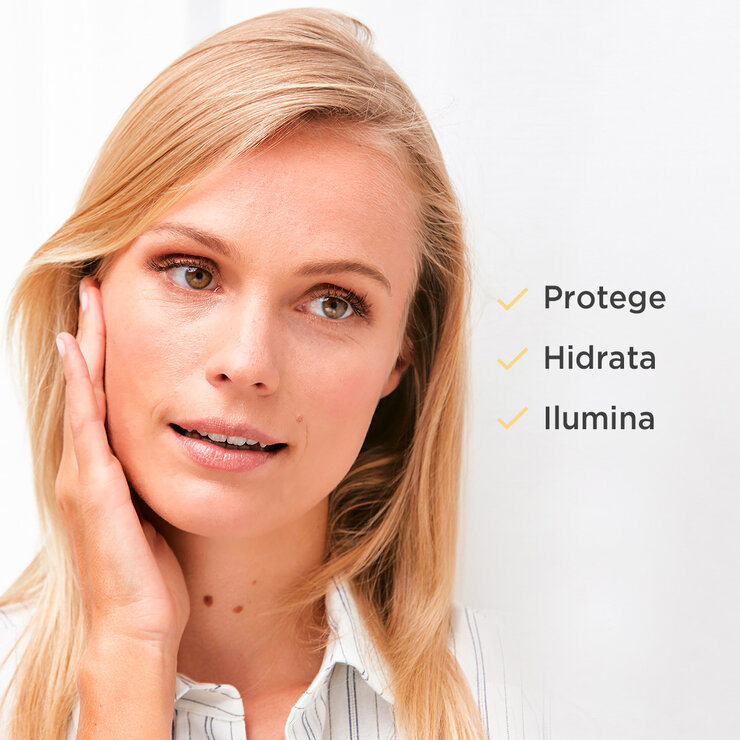 Isdin Isdinceutics Flavo-C Serum 30 ml — Imagen 2 de 3