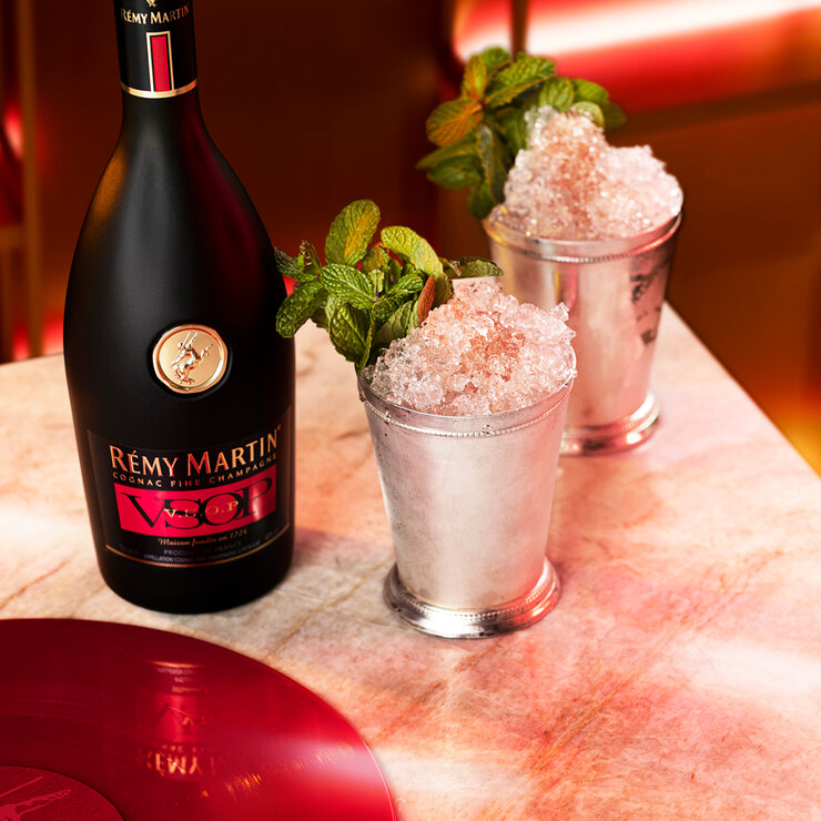 Cognac Remy Martin VSOP 700 ml — Imagen 3 de 3