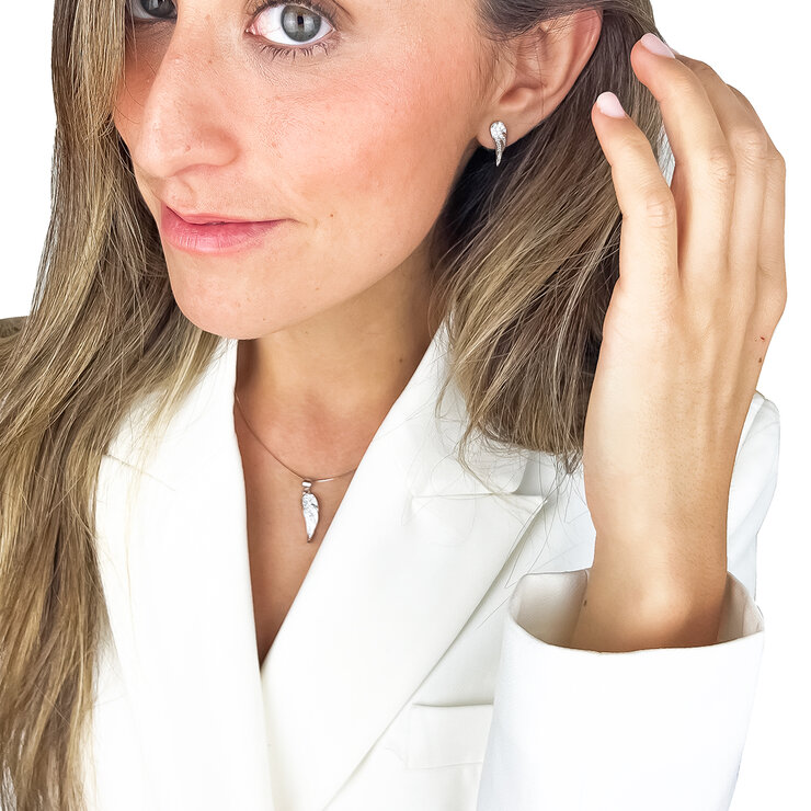 Avonza, Juego en Plata , Cadena y Aretes con Dije de Alas, con Cristales Blancos — Imagen 2 de 2