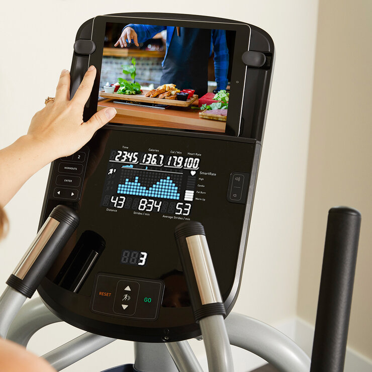Precor® Elíptica EFX-222 — Imagen 4 de 4