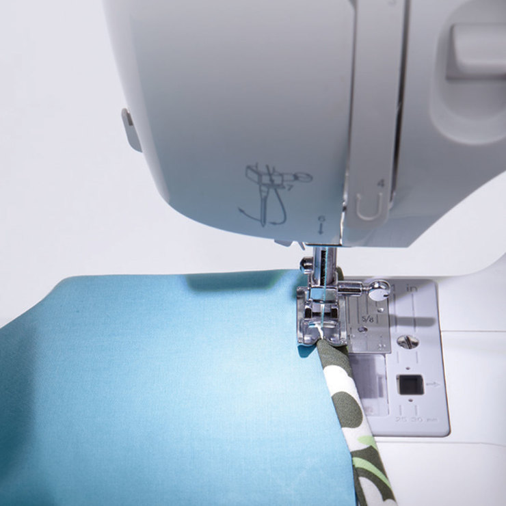 Singer, Máquina de Coser Mecánica Fashion Mate 3342 — Imagen 2 de 4
