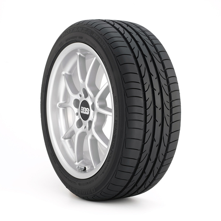 Llanta Bridgestone Potenza RE050A XL RFT 225/35R19 88Y — Imagen 1 de 2