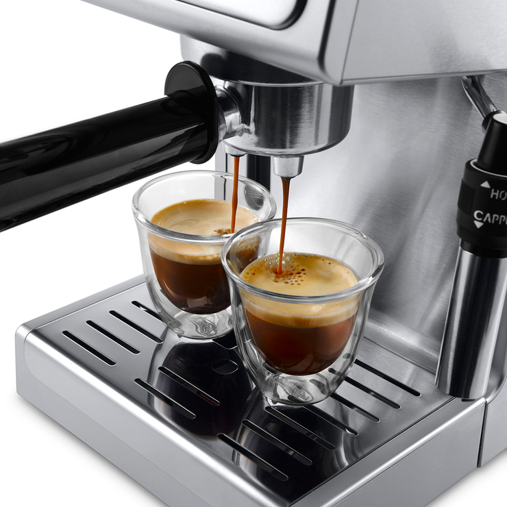De'Longhi, cafetera de acero inoxidable con 15 bares para espresso y cappuccino — Imagen 3 de 4