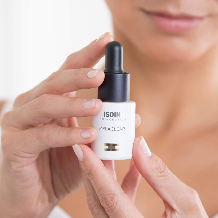 Isdin Isdinceutics Melaclear Serum 15 ml — Imagen 3 de 3