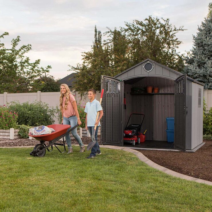 Lifetime cobertizo de 2.4 m x 2.2 m — Imagen 1 de 4