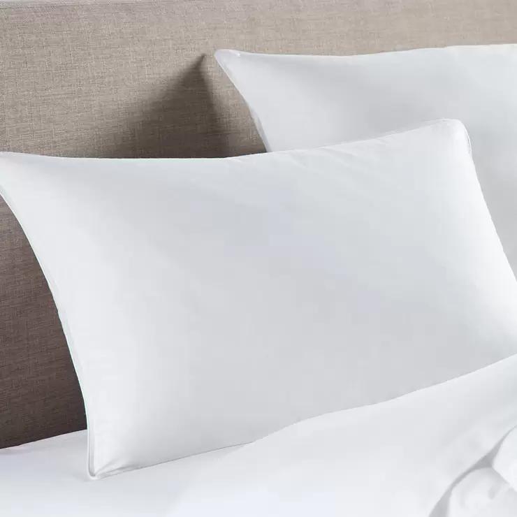 Downlite Hotel & Resort Almohada de Plumón Tamaño King — Imagen 1 de 3