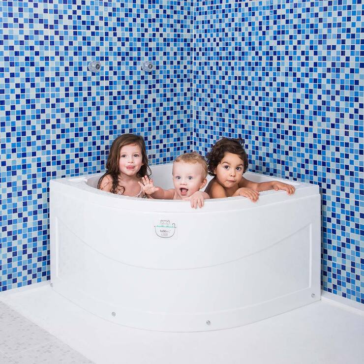 Tubbies, Tina de Baño para Niños 90 + 10 Antiderrapantes — Imagen 2 de 4
