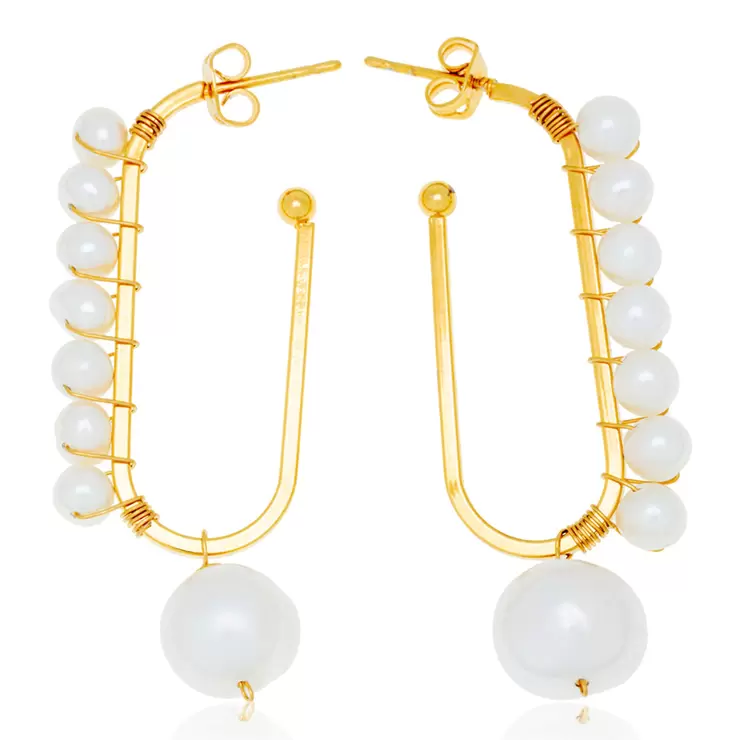 Ablime, Aretes Largos  en Forma de Clip, Baño de Oro, con Perla de Río — Imagen 1 de 4