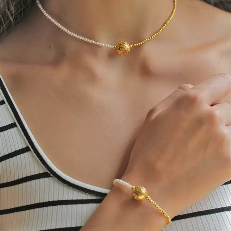 Ablime, Juego de Pulsera y Collar, Colección Mándalas, con Perlas de Río — Imagen 4 de 4