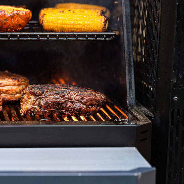 Masterbuilt Asador de Carbon Digital + Ahumador Gravity Series™ 800 de Masterbuilt — Imagen 4 de 4