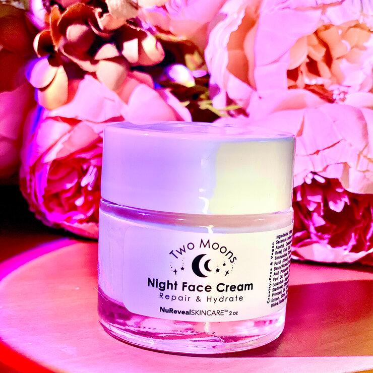NuReveal Crema Facial Nocturna Dos Lunas 59 ml — Imagen 2 de 4