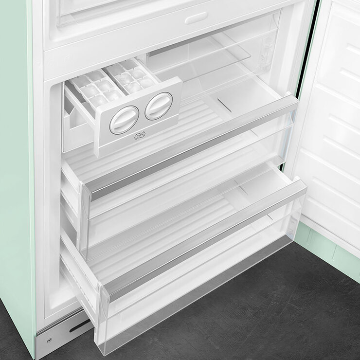 Refrigerador 16' Estilo Retro Smeg — Imagen 2 de 4