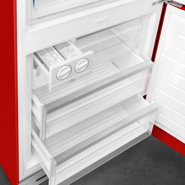 Refrigerador Rojo 16' Estilo Retro Smeg — Imagen 3 de 4