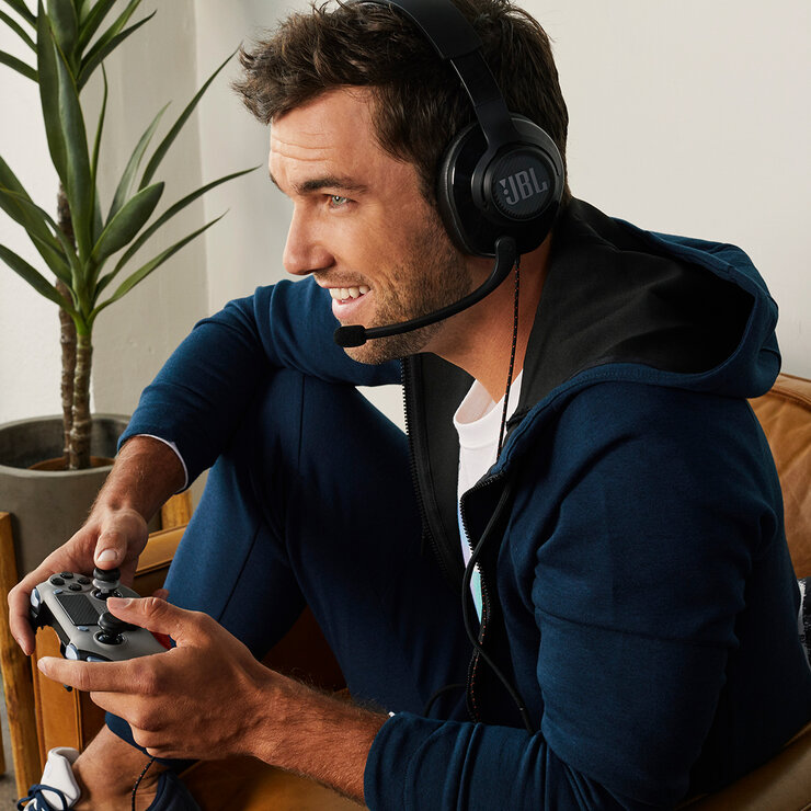 JBL Audífonos Quantum 300 Negro — Imagen 2 de 3