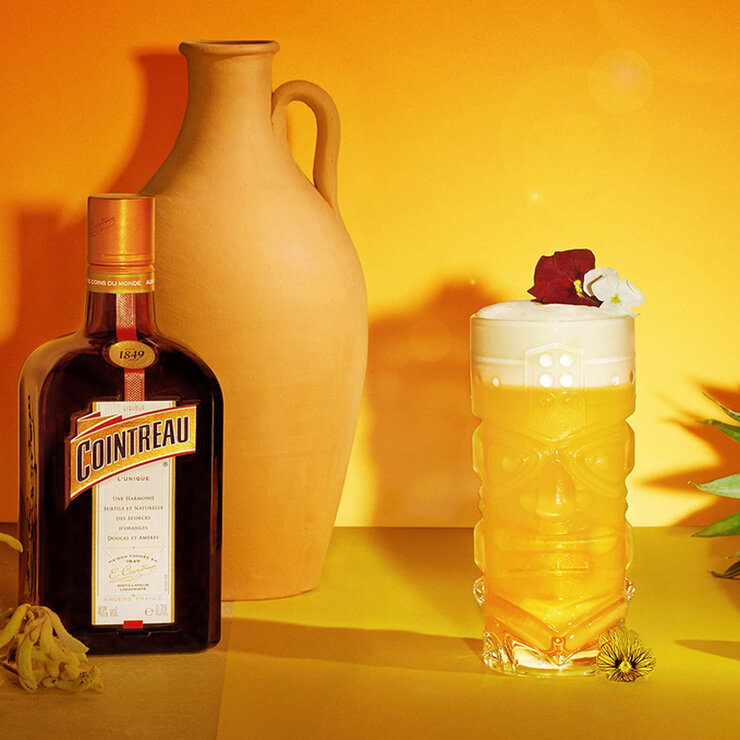 Licor De Naranja Cointreau 700 ml — Imagen 2 de 3