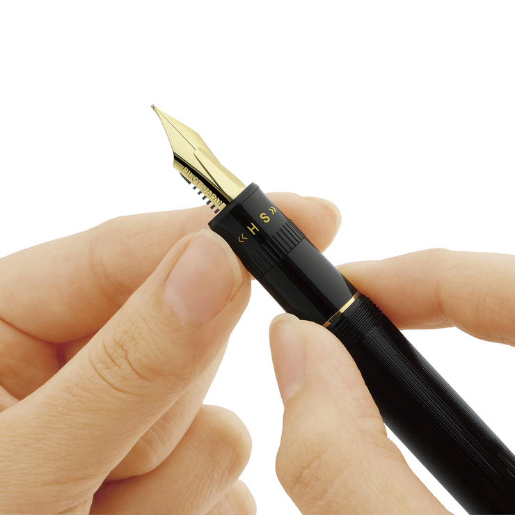 Pilot Justus pluma fuente punto mediano ajustable, plumilla de oro 14k — Imagen 4 de 4