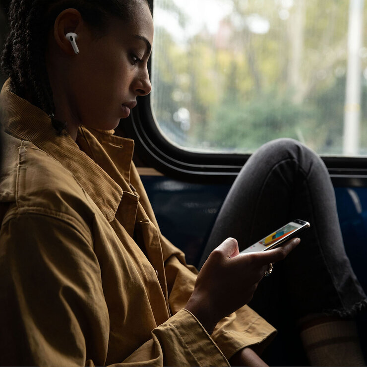 Apple Airpods Pro con estuche de carga MagSafe (Primera Generación) — Imagen 4 de 4