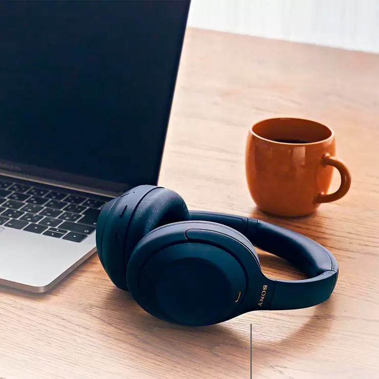 Sony Audífonos WH-1000XM4 Noise Cancelling Wireless Color Azul — Imagen 4 de 4