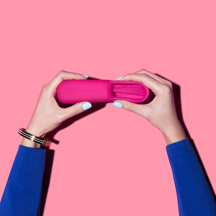 Intimina Disco Menstrual Ziggy Cup — Imagen 3 de 4