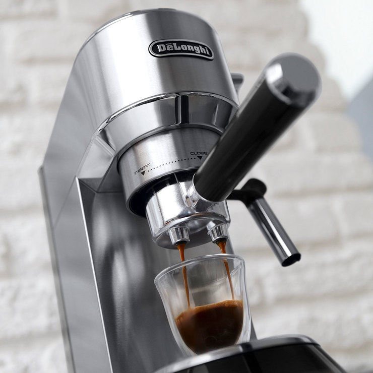 De'Longhi, cafetera tipo barista de espresso y cappuccino  — Imagen 3 de 3