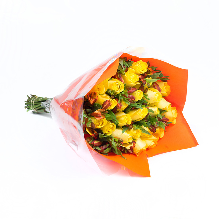 Chiltepec, Bouquet de Rosas y Alstromelias Amarillas — Imagen 2 de 3