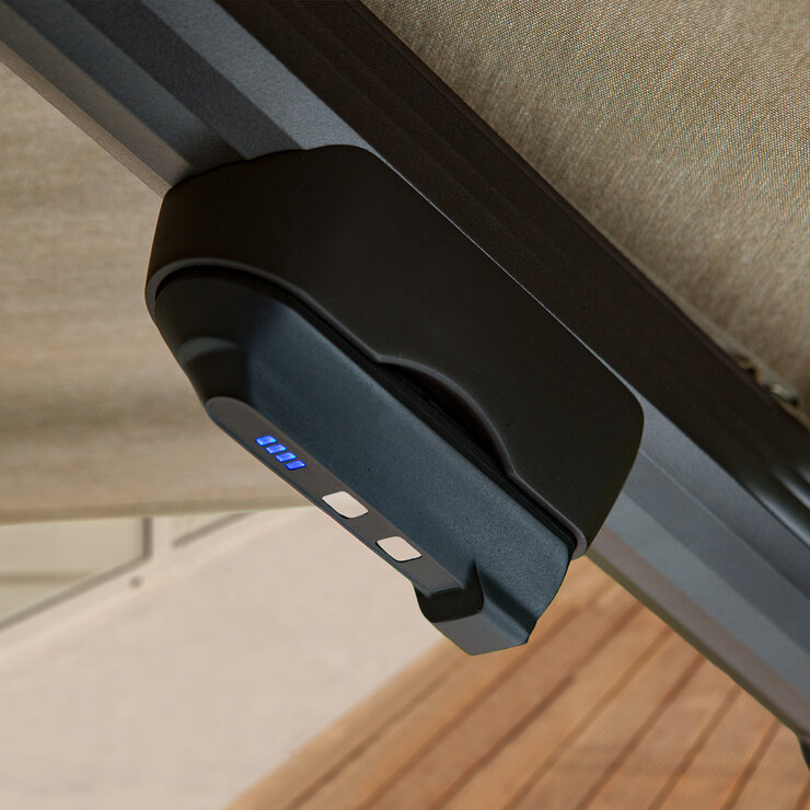 Seasons Sentry, Sombrilla para Jardín de 3.35m con base y luz LED — Imagen 3 de 4