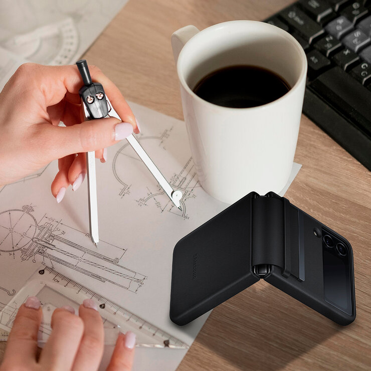 Samsung Cover Flap Leather Black para Galaxy Z Flip 4 — Imagen 3 de 4
